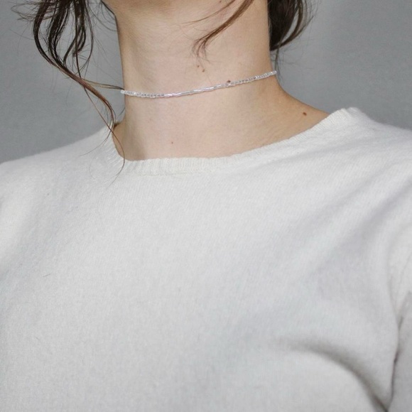 Iridescent Silver White Beaded Choker Necklace Handmade - Picture 5 of 6